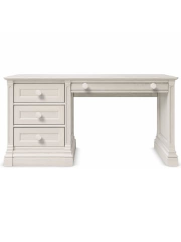 Romina Imperio Schreibtisch