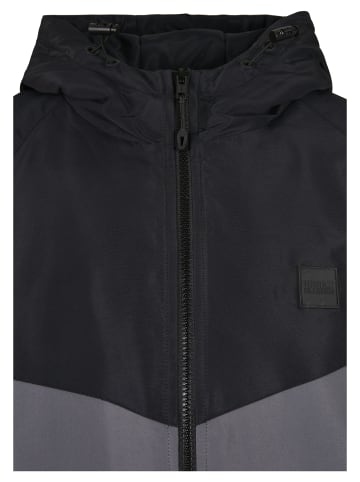Urban Classics Windbreaker in black/darkshadow