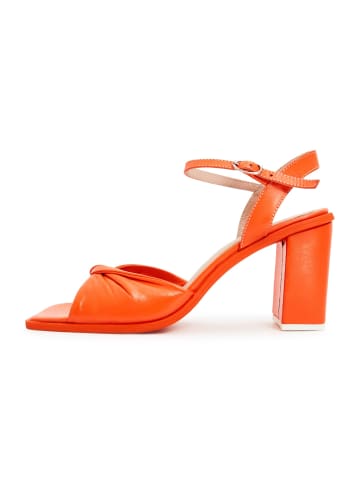 CESARE GASPARI Sandalen mit Blockabsatz aus Leder in Orange