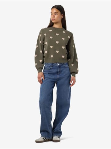 Noisy may Pullover in Kalamata