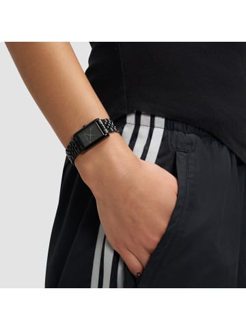 LIEBESKIND BERLIN Armbanduhr Small Retro in schwarz