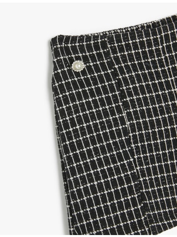 KOTON Shorts in Schwarz Gemustert