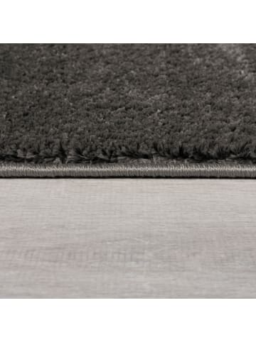 KADIMA DESIGN Samtweicher Teppich aus 100% recyceltem Material in Anthrazit