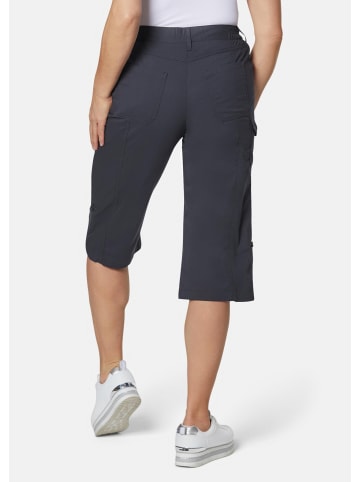 GOLDNER Kurzgröße:  Krempelbare Capri-Hose mit Funktion in marine