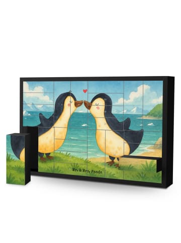 Mr. & Mrs. Panda Adventskalender Pinguine Kuss Design ohne Spruch in Weiß