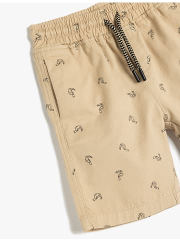 KOTON Shorts in Beige Gemustert