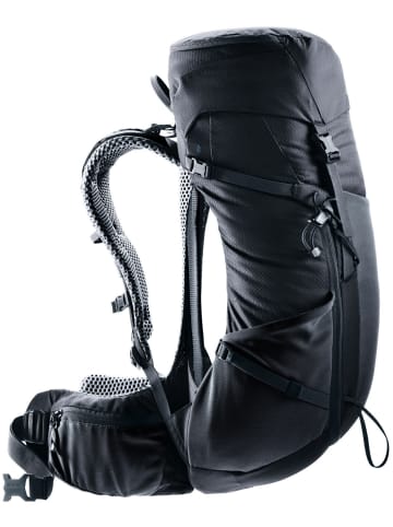 Deuter Trekkingrucksack in schwarz