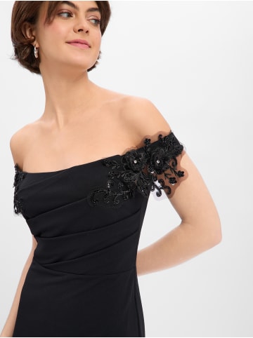Lipsy Abendkleid in schwarz - 0001