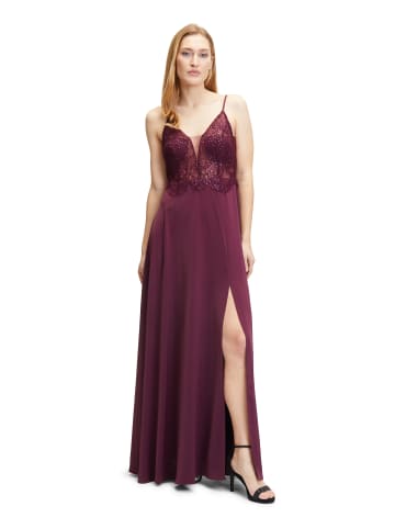 Vera Mont Abiballkleid mit Spitze in Shiny Bordeaux