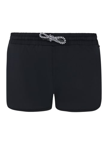 Protest " PRTAmisa JR in True Black