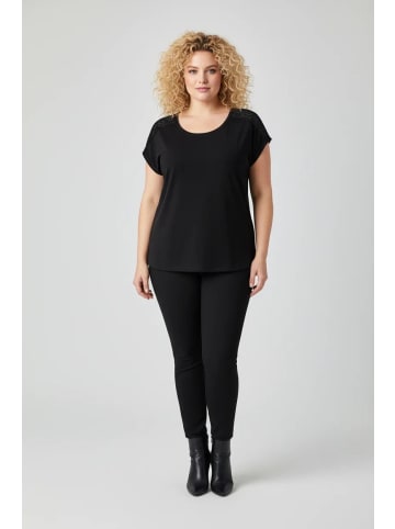 Shape Of You Blouse in Schwarz