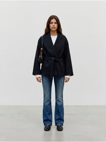 Vero Moda Mantel in Black