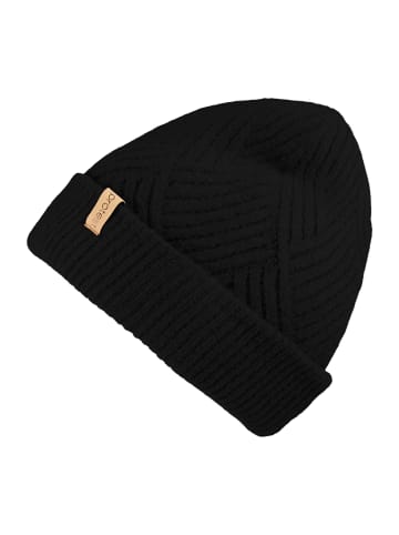 Protest " PRTAfina in True Black
