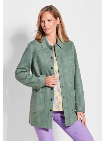 GOLDNER Kurzgröße:  Kurzmantel Outdoorjacke aus Veloursimitat in Grün in graugrün