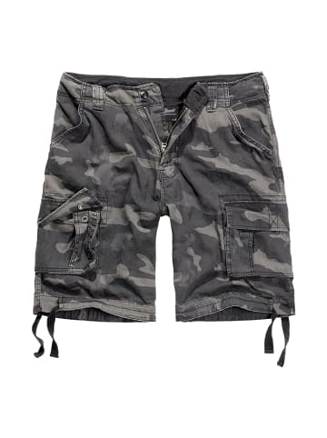 Brandit Cargo Shorts in darkcamo