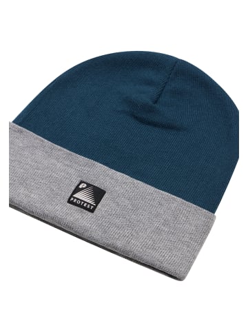 Protest " PRTCOULTON in Yale Blue