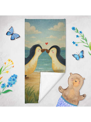 Mr. & Mrs. Panda Frotteetuch Pinguine Kuss Design ohne Spruch in Weiß