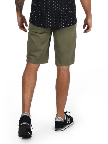 !SOLID Chinoshorts SDViseu in Grün