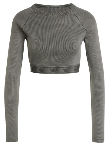 adidas adidas Cropped T-Shirts in black