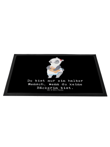 Mr. & Mrs. Panda Fußmatte Bäckerin Herz mit Spruch in Schwarz