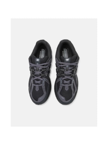 New Balance Sneackers M1906 in Schwarz