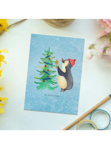 Mr. & Mrs. Panda Bildkarte Pinguin Weihnachtsbaum ohne Spruch in Eisblau
