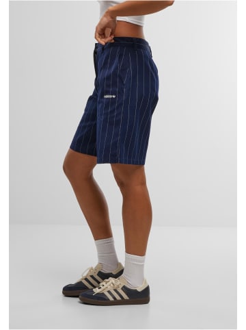 adidas adidas Shorts in night indigo/off-white
