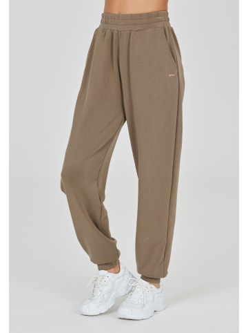 Athlecia Sweatpants Paris in 3107 Walnut