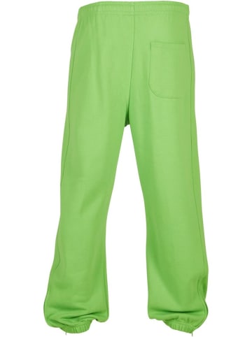 Urban Classics Jogginghose SWEATPANTS regular/straight in Grün