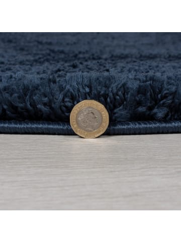 KADIMA DESIGN Strapazierfähiger und kuscheliger Hochflor-Teppich in Blau