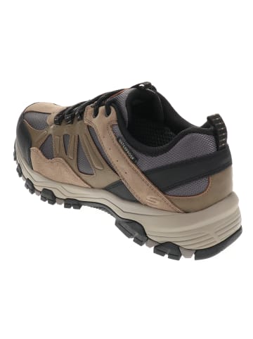 Skechers Trekkingschuhe in Braun/Schwarz