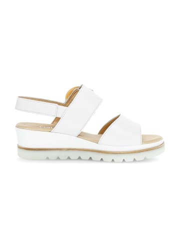 Gabor Plateau Sandalen in weiß