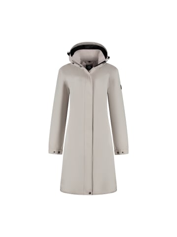 TRAVELIN' Anne in Sand