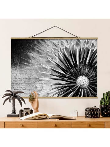WALLART Stoffbild mit Posterleisten - Pusteblume Schwarz & Weiß in Schwarz-Weiß
