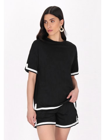 faina Women Blouse in black
