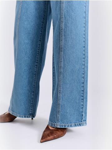 Norr Jeans Maja in Medium Blue Denim