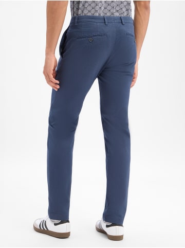 Bugatti Hose Aturo in marine