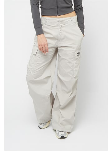 Nike Nike Hosen in light iron ore