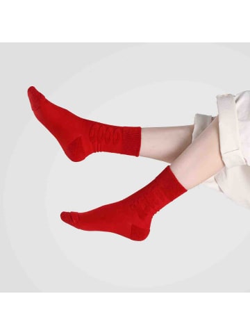 MUNADUNA Reverse Frottee Rote Socken mit Buchstaben