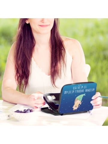 Mr. & Mrs. Panda Etui Wassermann Astrologie mit Spruch in Sternenhimmel Blau