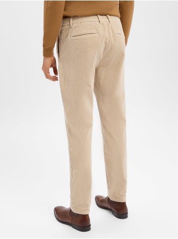 Finshley & Harding Hose Tyler in sand