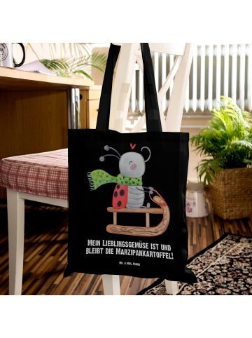 Mr. & Mrs. Panda Schultertasche Smörle Rodeln mit Spruch in Schwarz