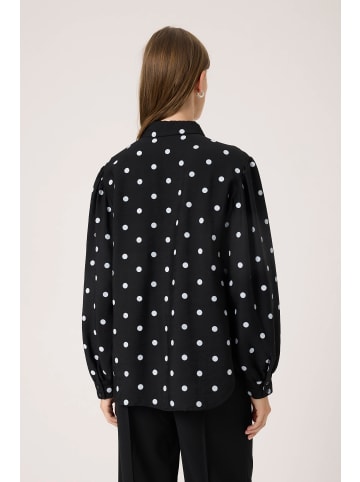 Soaked in Luxury Langarm - Hemd SLIdola Lockere Passform in Black and White Dots