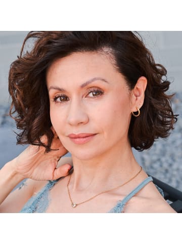 Adeliás Damen Ohrringe – Klappcreole aus Edelstahl in gold