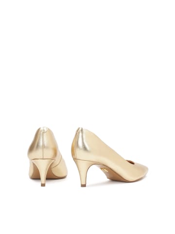 Kazar Pumps in Gold