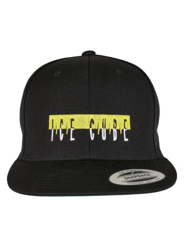 Mister Tee Snapback in black