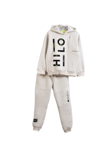 SOLANG Freizeitanzug in Grau