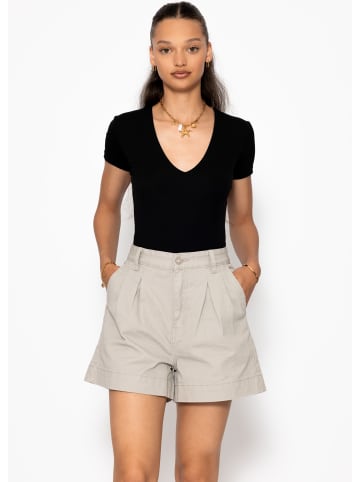SASSYCLASSY Weite High Waist Jeans Shorts in Greige
