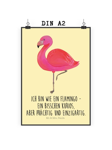 Mr. & Mrs. Panda Poster Flamingo Classic mit Spruch in Gelb Pastell