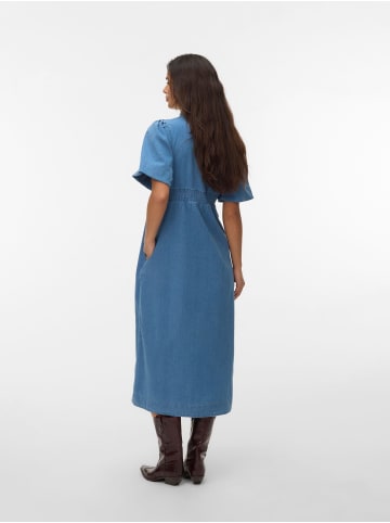 Vero Moda Jeanskleid in Medium Blue Denim